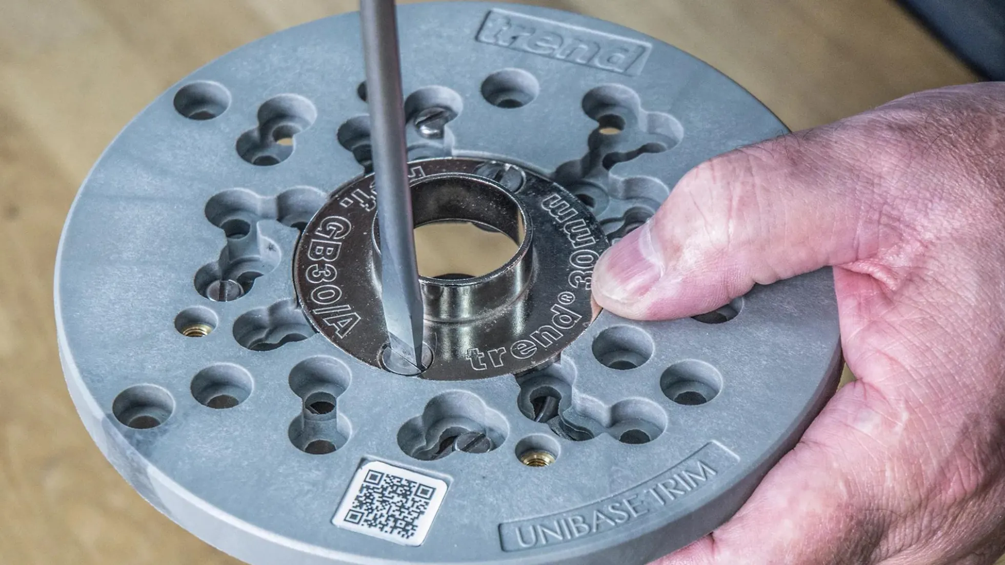 Adapterplatte für Kantenfräsen UNIBASE-TRIM
