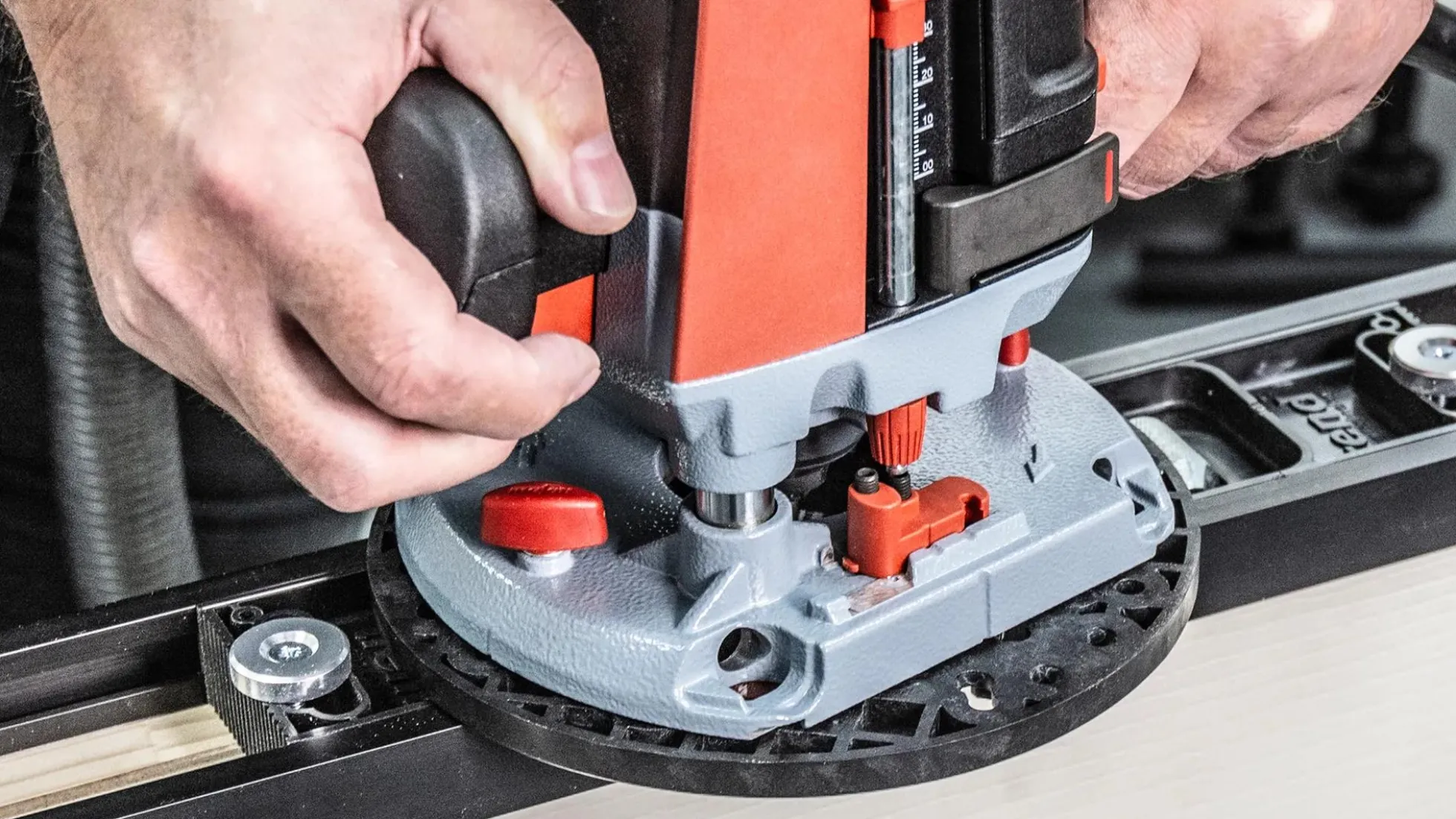 Adapterplatte für Oberfräsen UNIBASE-180