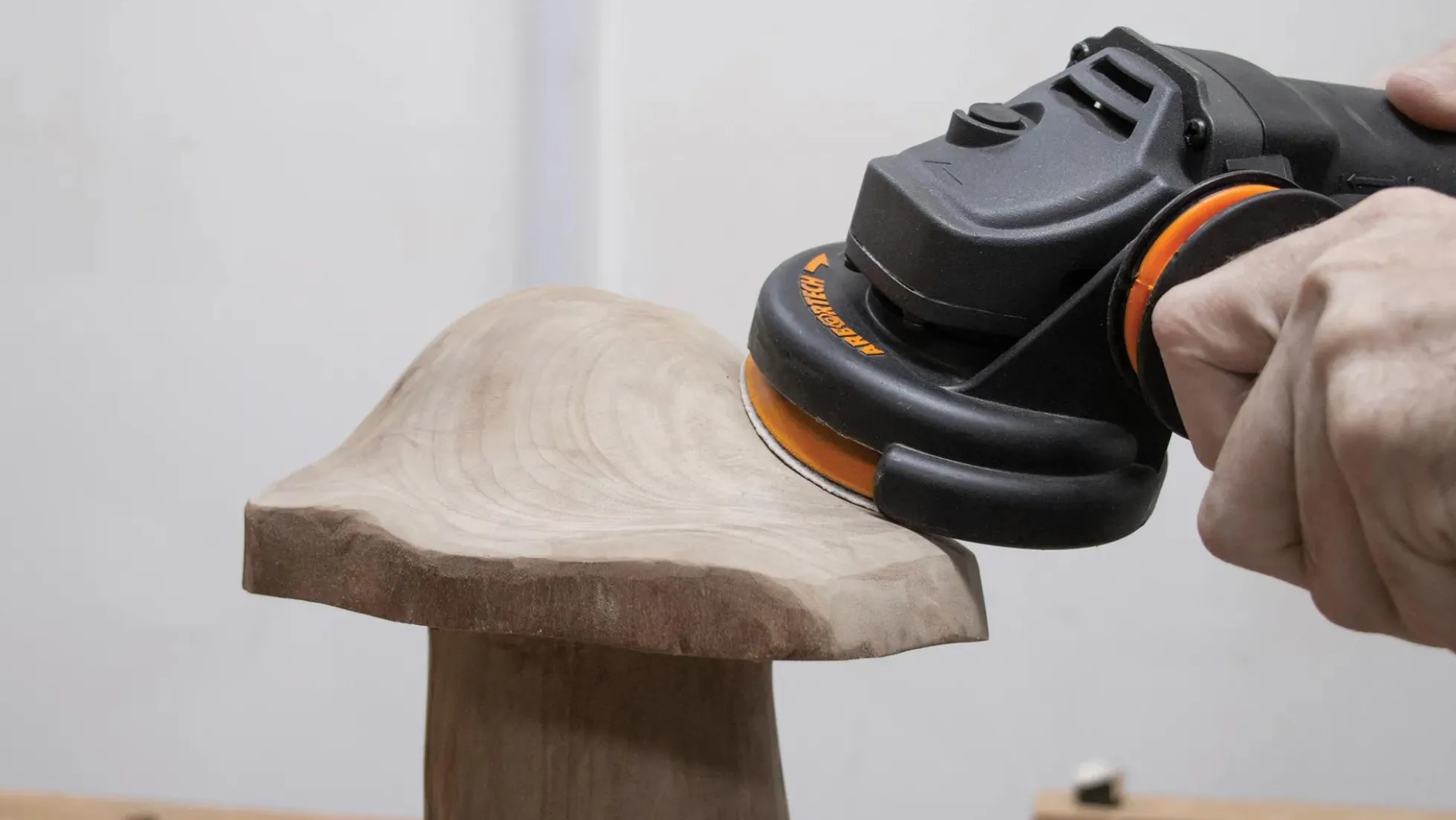 Arbortech SET Power Carving Unit und TURBO Scraper