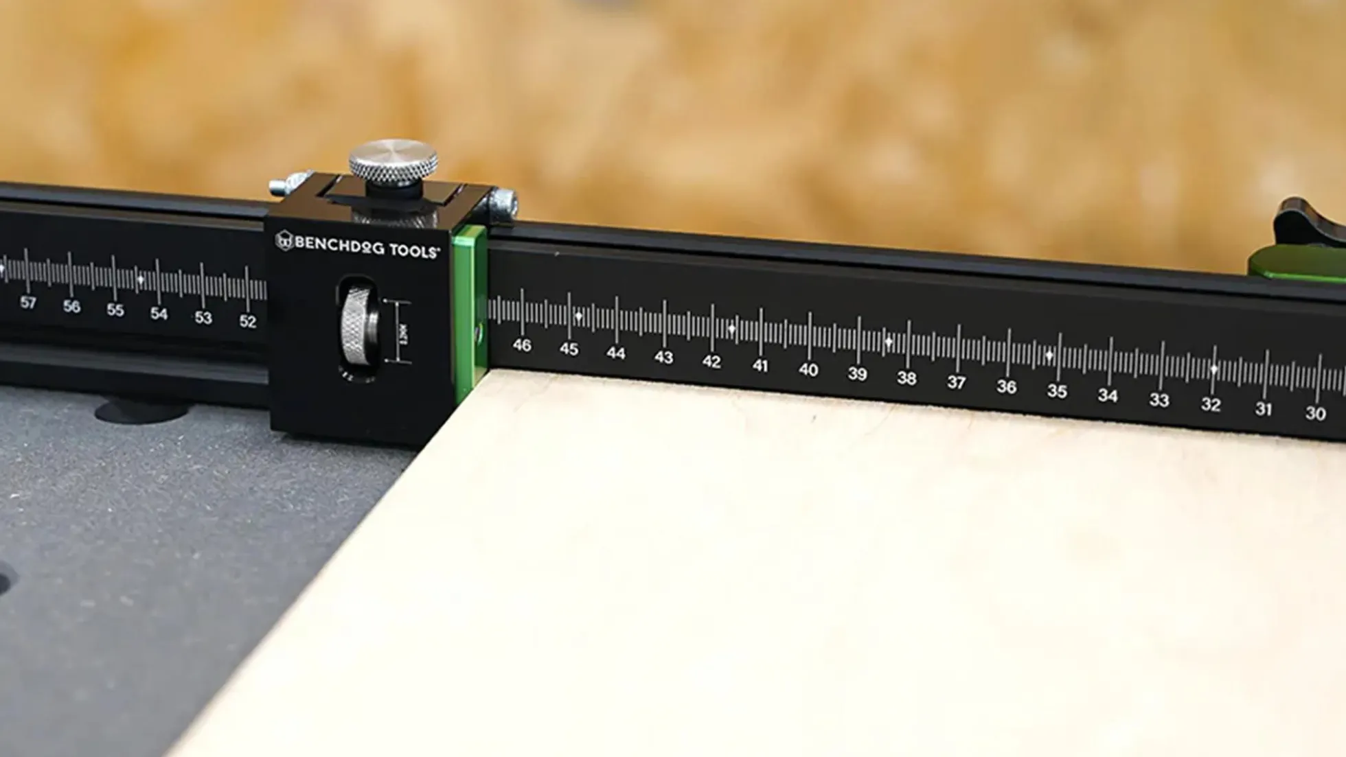 Benchdog Tools Flip Stop mit Feineinstellung