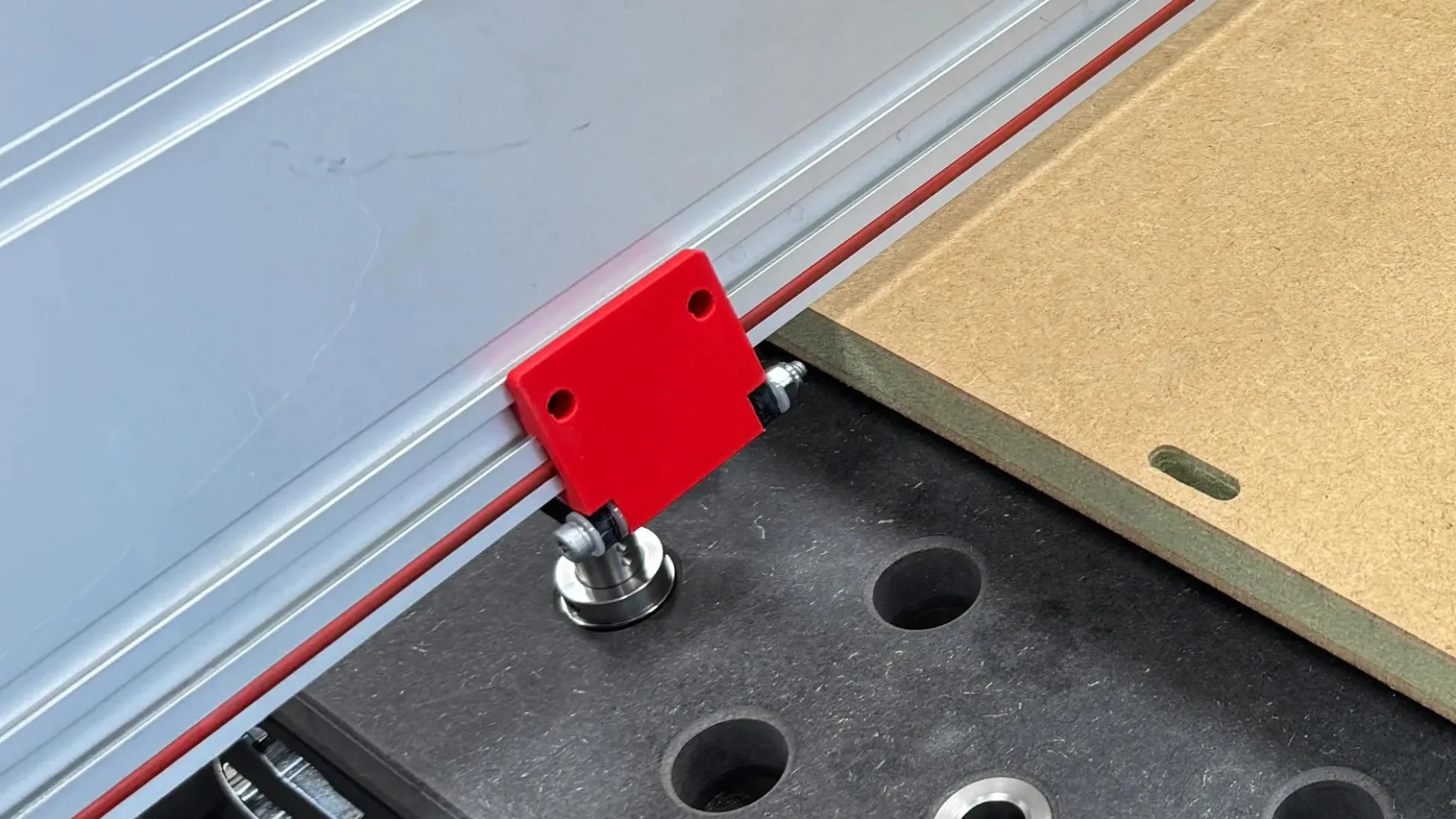 Benchdog Tools Hinge Dogs 95 M/B