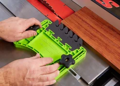 BOW Druckkamm FeatherPRO für Frästische und Tischsägen