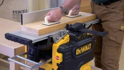 DeWalt Abricht- und Dickenhobel D27300-QS