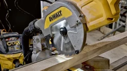 DeWalt Kappsäge DWS777