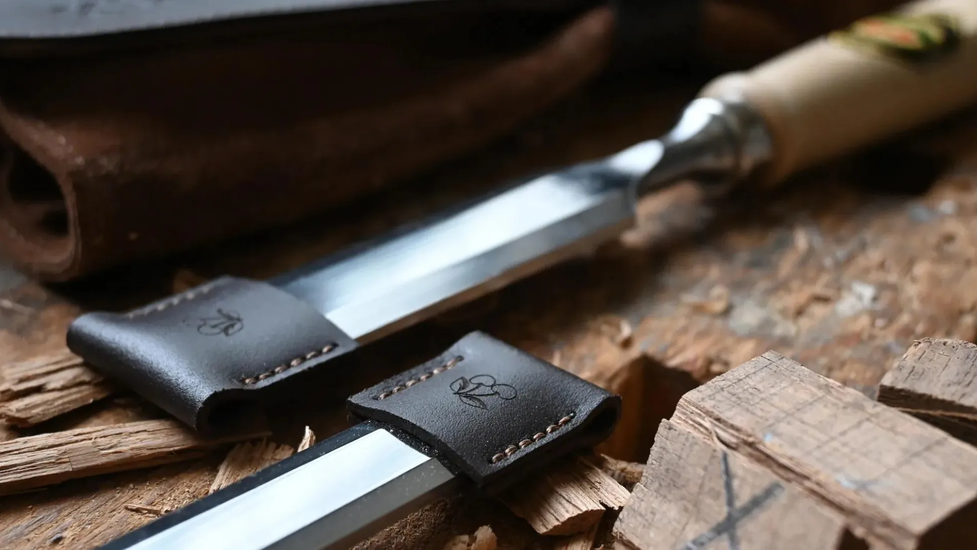 KIRSCHEN Stechbeitelsatz in Veloursledertasche, 4-teilig