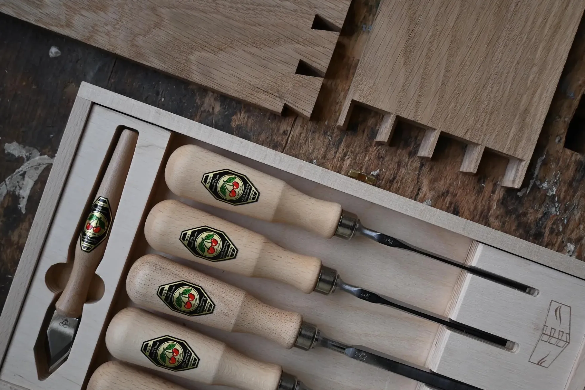 KIRSCHEN Zinkenbeitelsatz im Holzkasten, 6-teilig