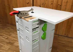Kniehebelspanner mit Klemmbolzen