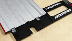 Milescraft TrackSawSquare™ Führungsschieneanschlag