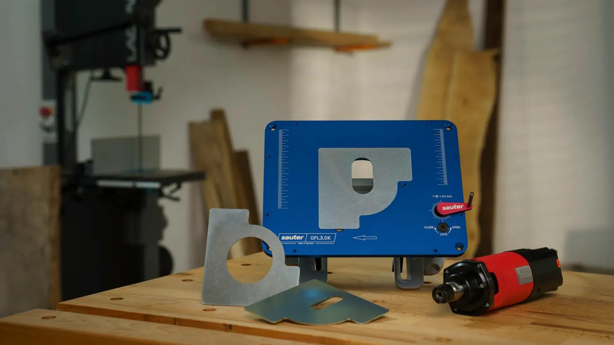 Pivoting Router Lift OFL3.0 and Suhner Motor Starter Set - US Blue Edition