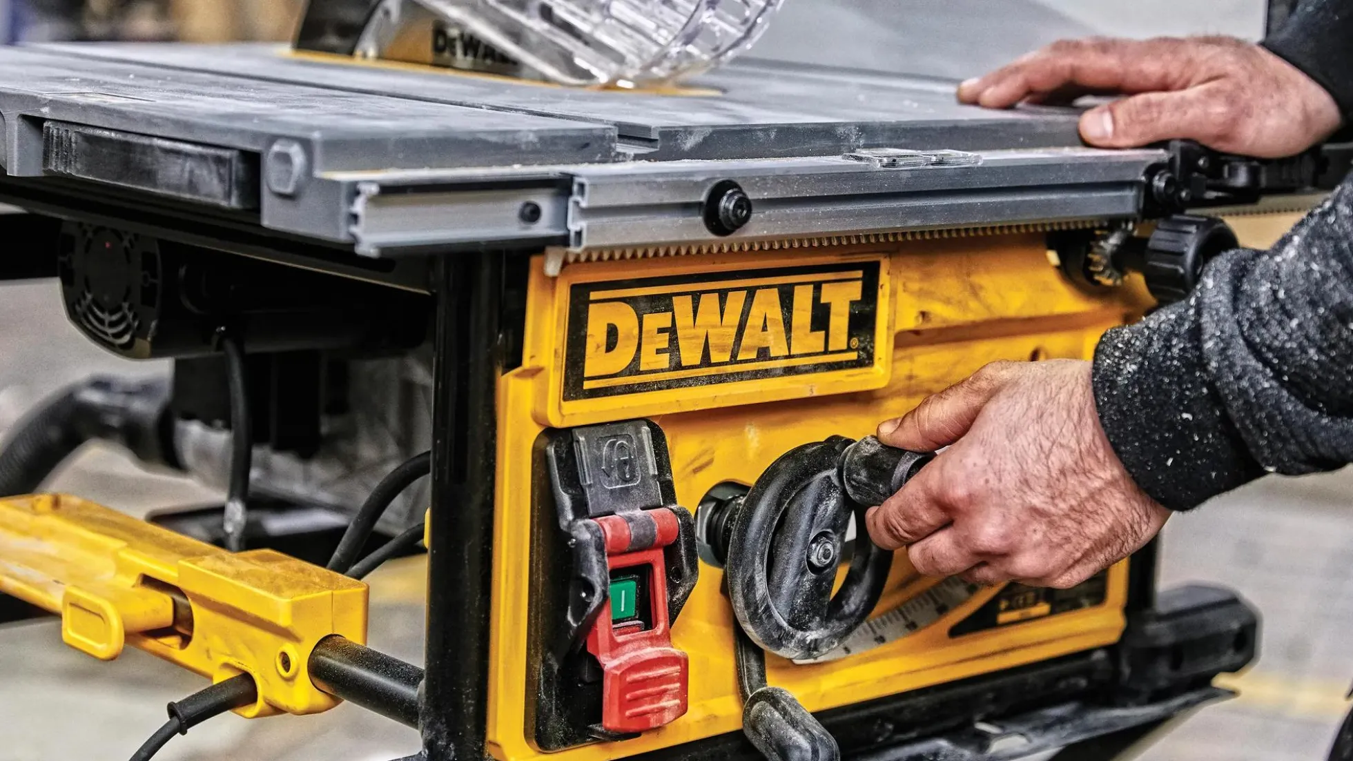 Tischkreissäge DeWalt DWE7492 + Sägeblatt-3er-Set