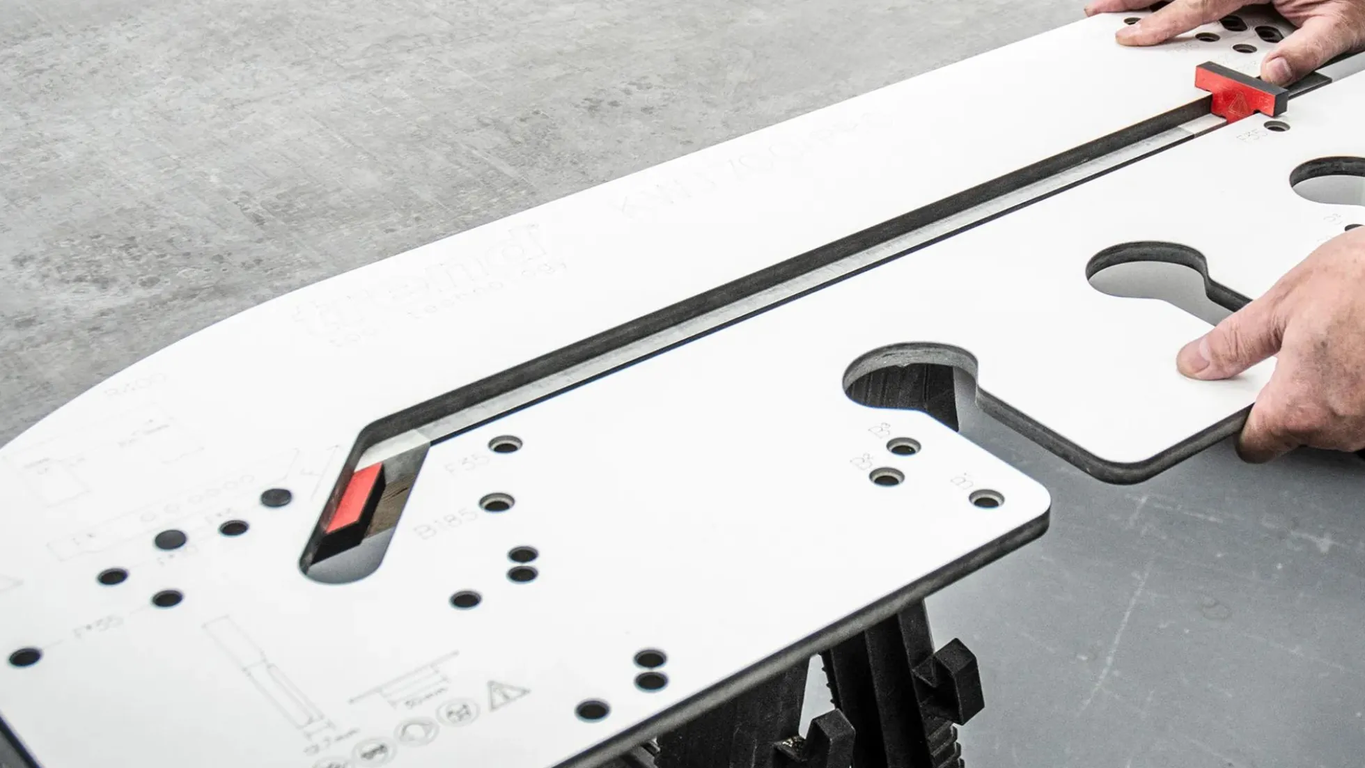 TREND Arbeitsplatten-Frässchablone PRO700