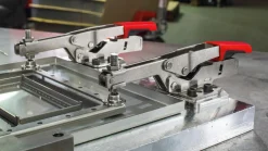 Waagrechtspanner mit offenem Arm und waagrechter Grundplatte STC-HH /20