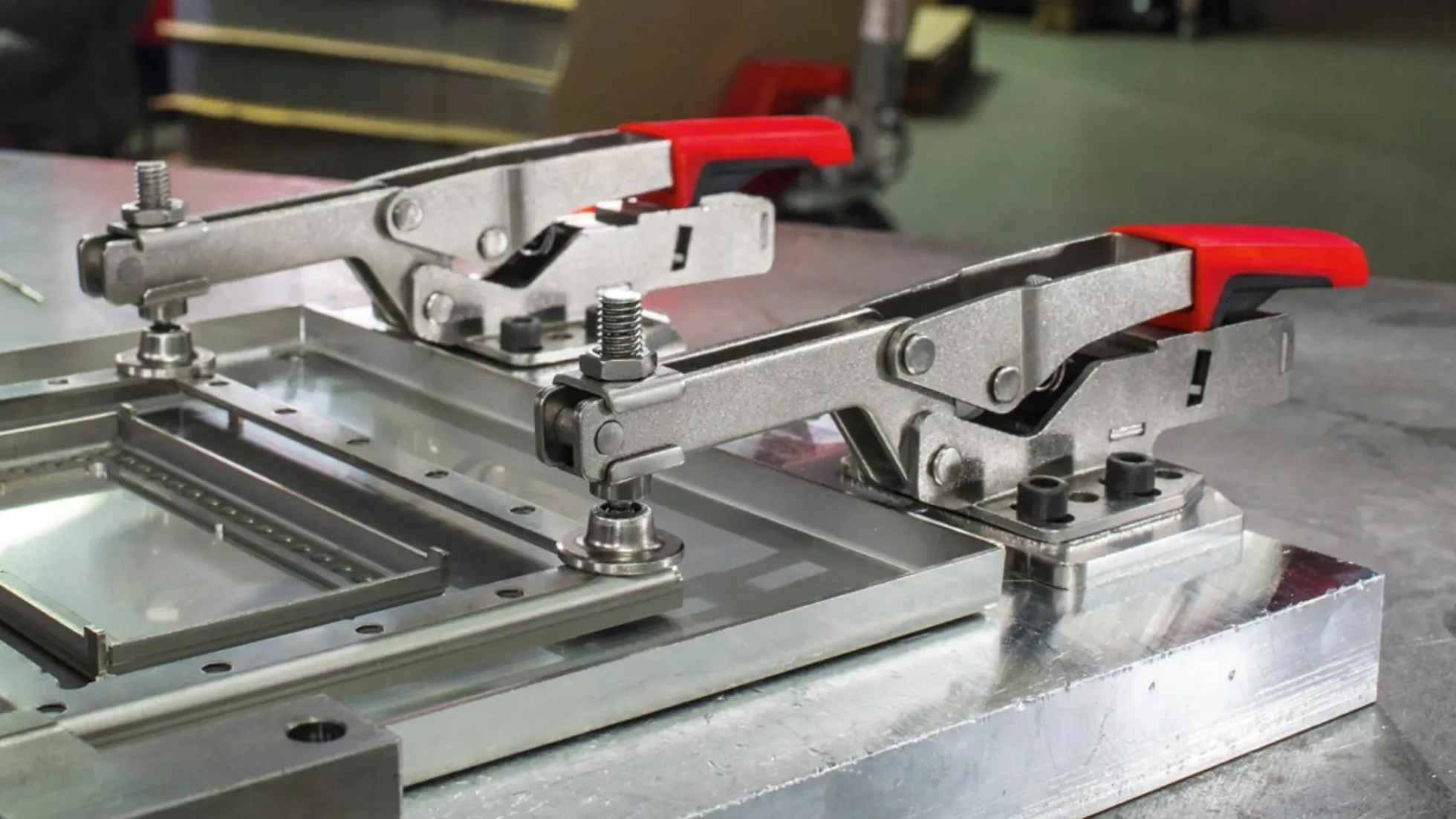 Waagrechtspanner mit offenem Arm und waagrechter Grundplatte STC-HH /20