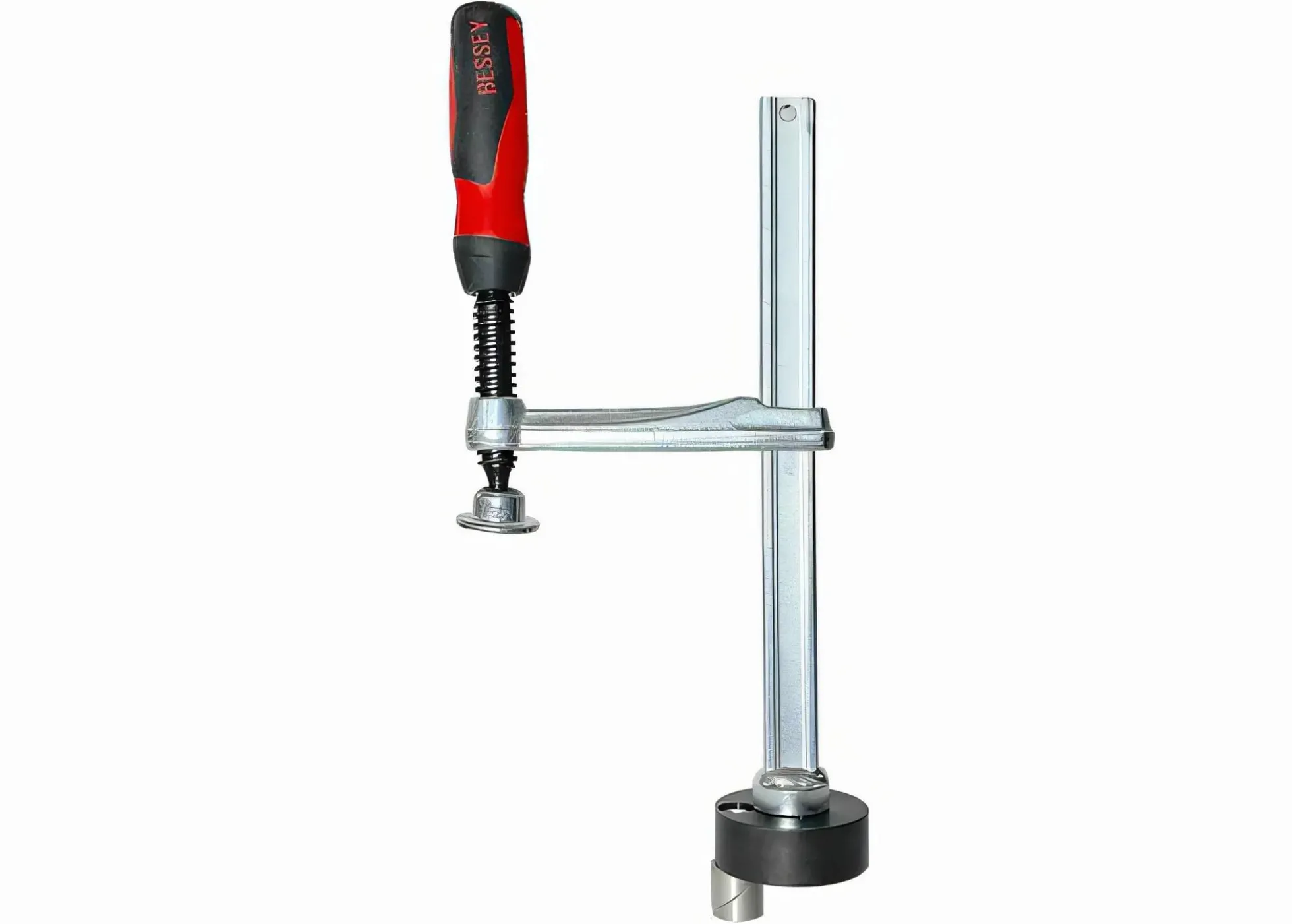 Zwinge mit Adapterscheibe. Klemmbolzen Ø 20 mm